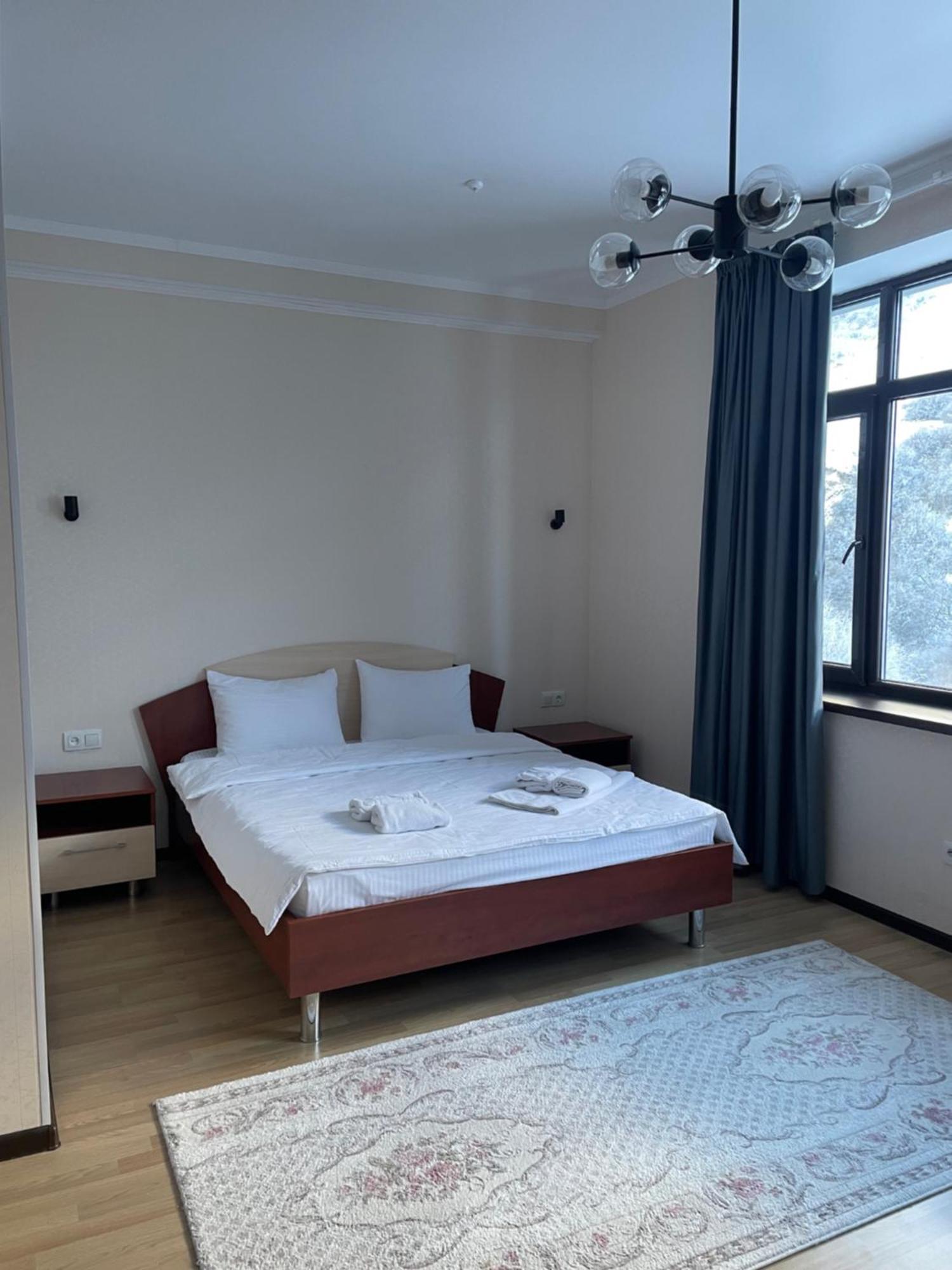 ホテル Issyk Ata Retreat Gorno-Serafimovka エクステリア 写真